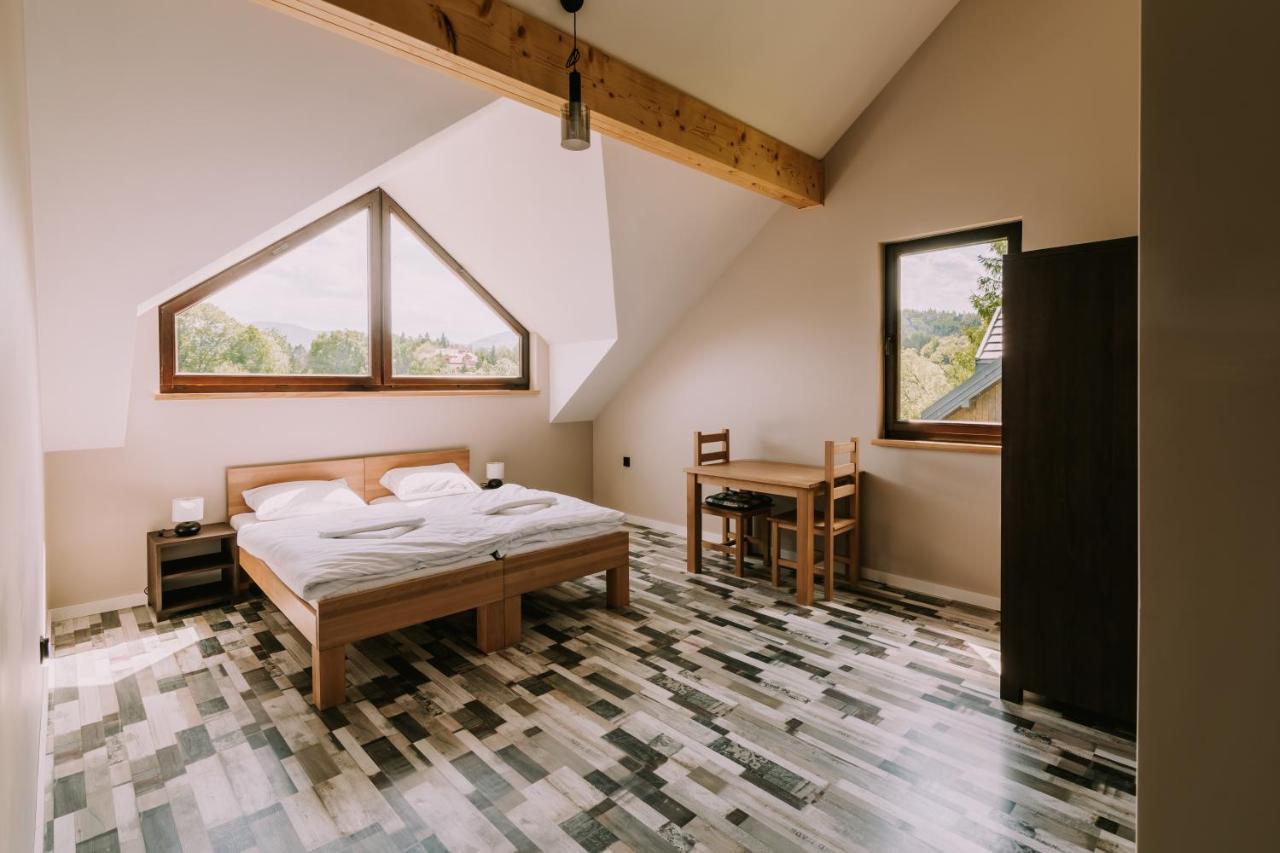 Lodge Szumny Dwor - Z Lazienkami *